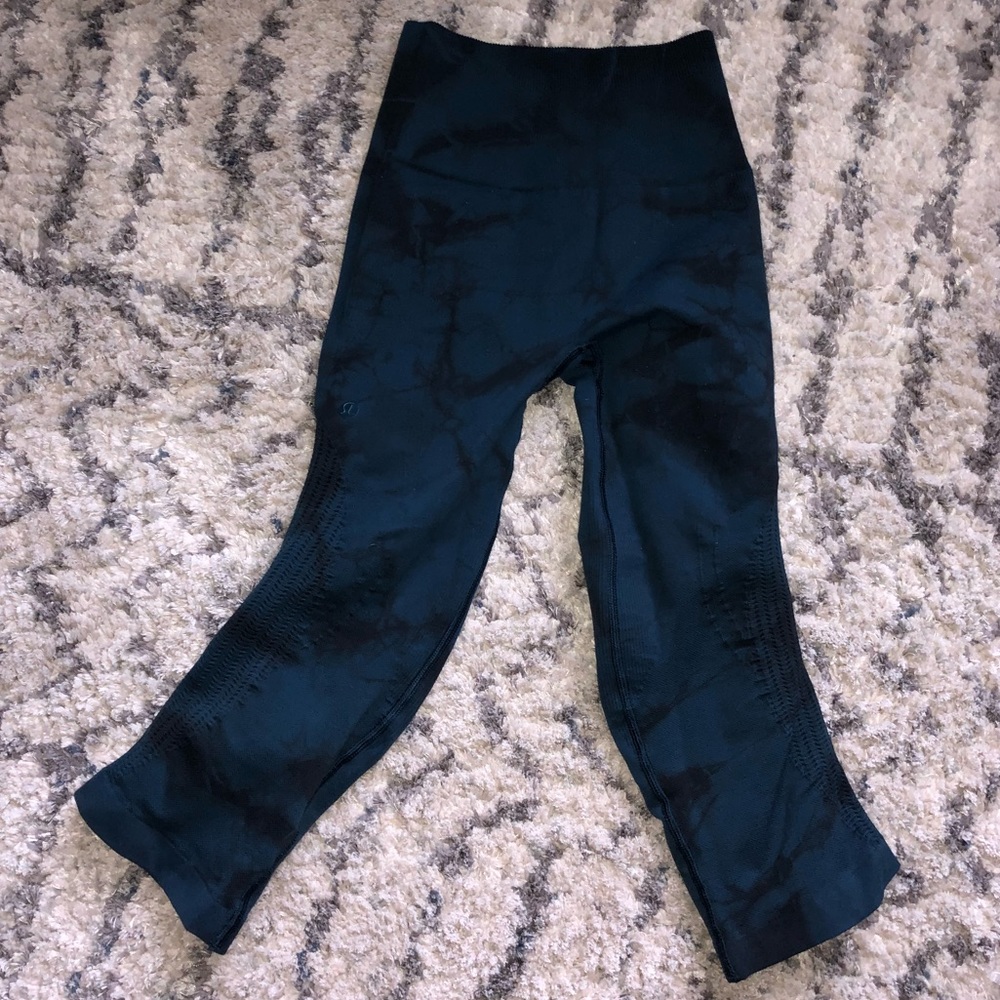 Lulu lemon crop yoga leggings